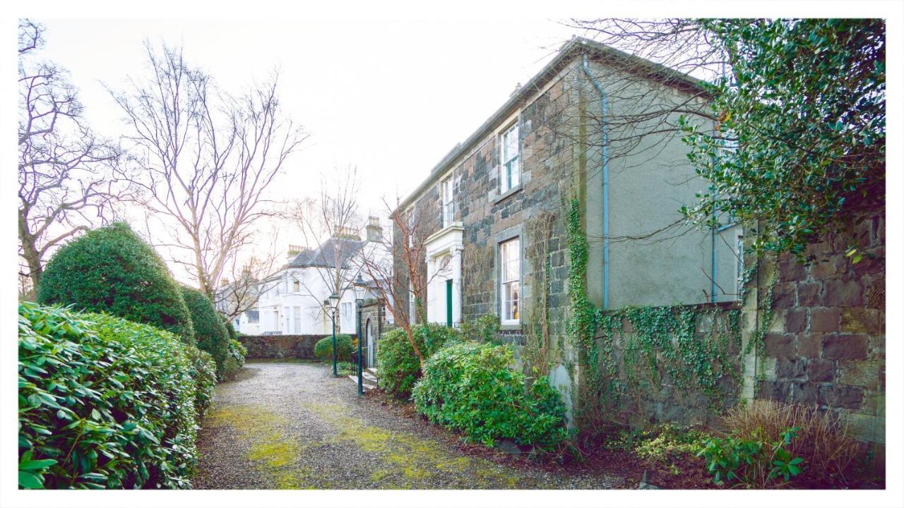 A Luxurious Masterpiece Steps From Stirling Villa Екстериор снимка